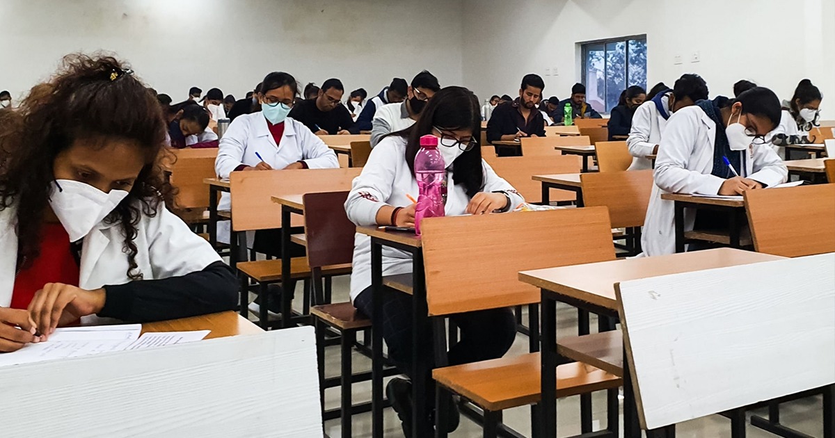 Choosing the Best Medical Coaching Institute in Bangalore for NEET Preparation